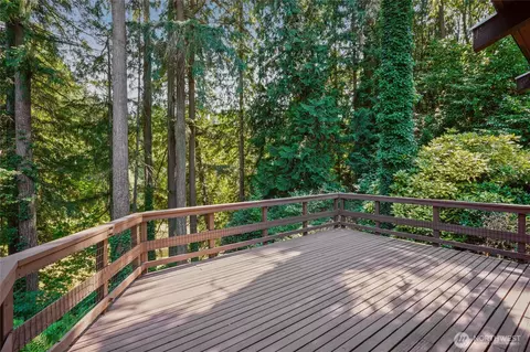 Exterior - 19419 Grannis Rd, Bothell, WA 98012 photo 4 of 4