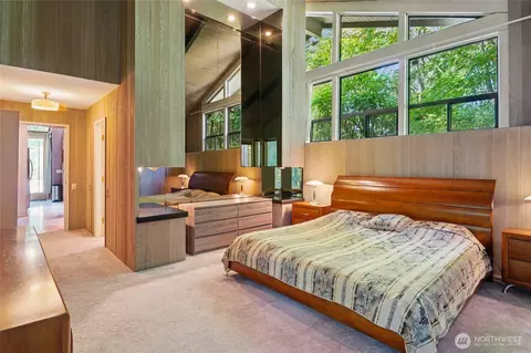 Bedroom - 19419 Grannis Rd, Bothell, WA 98012 photo 2 of 4