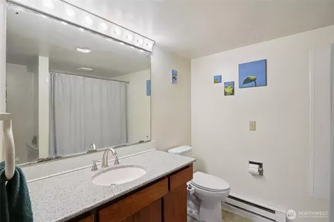 Bath - 19419 Grannis Rd, Bothell, WA 98012 photo 3 of 3