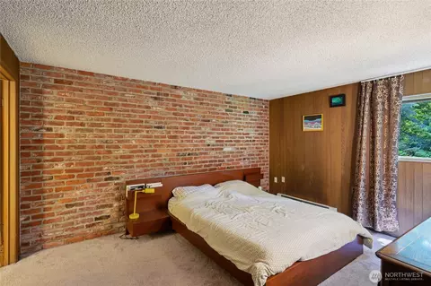 Bedroom - 19419 Grannis Rd, Bothell, WA 98012 photo 4 of 4