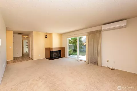 Living - 823 N Bakehouse Ct, Sequim, WA 98382 photo 1 of 4