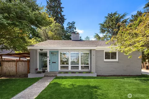 15015 27th Ave NE, Shoreline, WA 98155