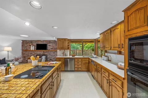 Kitchen - 14103 26th Ct SE, Mill Creek, WA 98012 photo 2 of 5