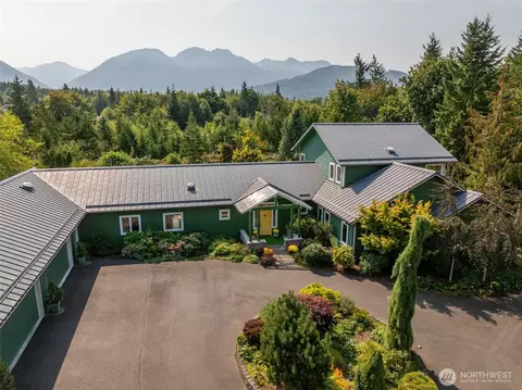 853 Merrill Way, Port Angeles, WA 98362