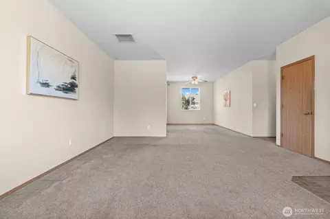 21418 42nd Ave E, Spanaway, WA 98387 photo 8