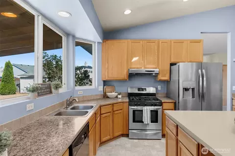 21418 42nd Ave E, Spanaway, WA 98387 photo 13