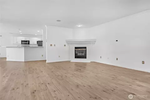 Living - 3903 154th Pl SE, Bothell, WA 98012 photo 5 of 6
