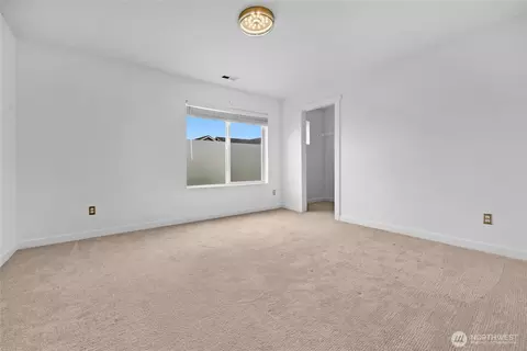Bedroom - 3903 154th Pl SE, Bothell, WA 98012 photo 3 of 3