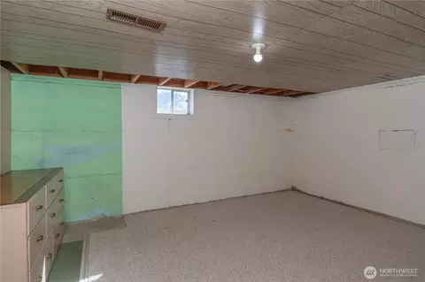 Bedroom - 245 Gupster Rd, Sequim, WA 98382 photo 6 of 6