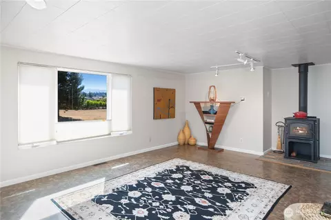 Living - 245 Gupster Rd, Sequim, WA 98382 photo 1 of 4
