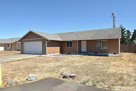 19906 Tamarack Dr SW, Rochester, WA 98579