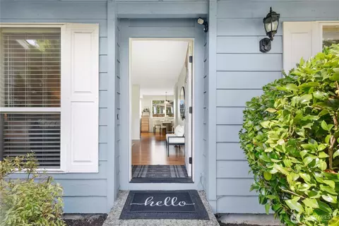14241 112th Ave NE, Kirkland, WA 98034