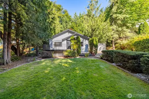 534 Hilltop Dr, Sedro Woolley, WA 98284