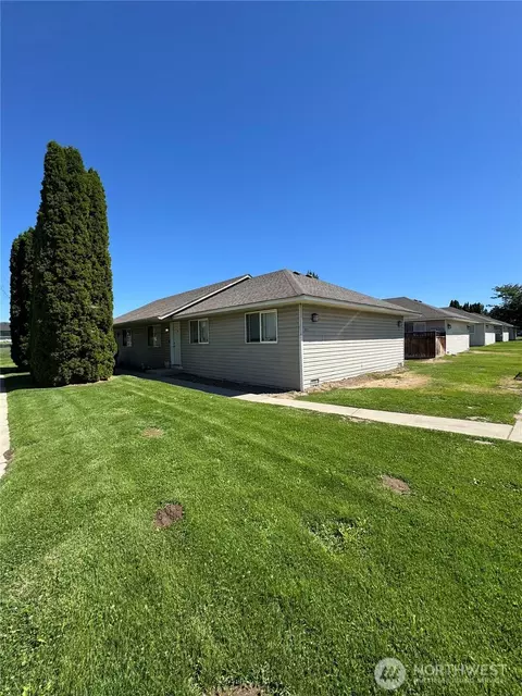1011 E 19th Ave #A&B, Ellensburg, WA 98926