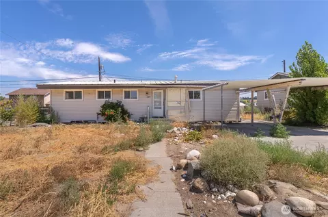 1329 W Columbia Ave, Moses Lake, WA 98837