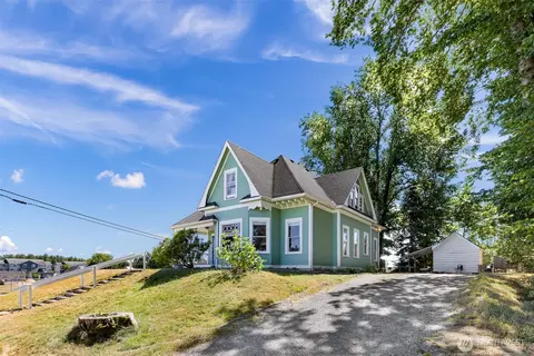 2029 Maple St, Ferndale, WA 98248