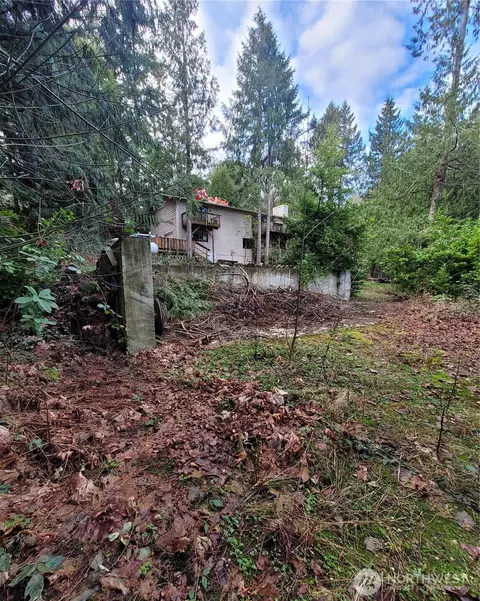 5062 NW El Camino Blvd, Bremerton, WA 98312