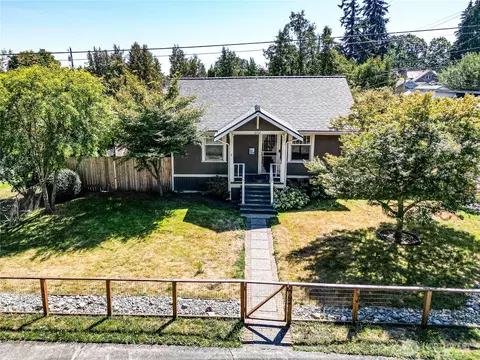 2702 22nd St, Everett, WA 98201