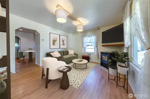 2702 22nd St, Everett, WA 98201 photo 4