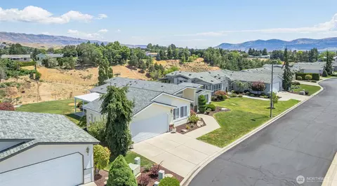 578 Canyon Dr, East Wenatchee, WA 98802