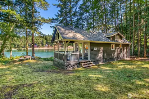 97 Neil Bay Dr, Friday Harbor, WA 98250