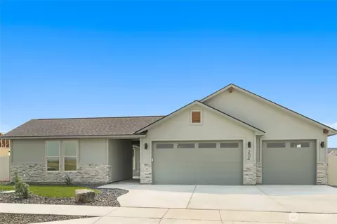 204 E Ian Ave, Ellensburg, WA 98926