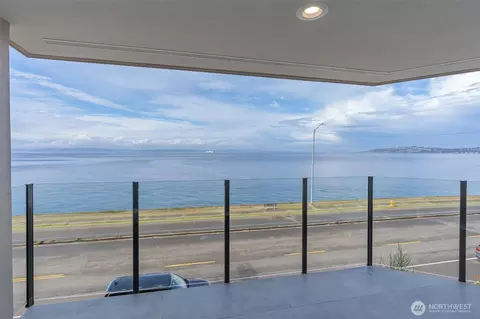 1300 Alki Ave SW #201, Seattle, WA 98116
