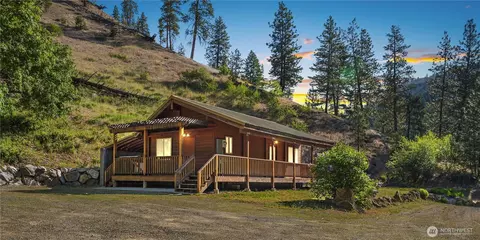 9460 Eagle Creek Rd, Leavenworth, WA 98826