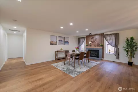 Dining - 4430 122nd Pl SE, Everett, WA 98208 photo 1 of 2