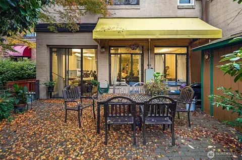 Exterior - 231 Summit Ave E, Seattle, WA 98102 photo 2 of 2