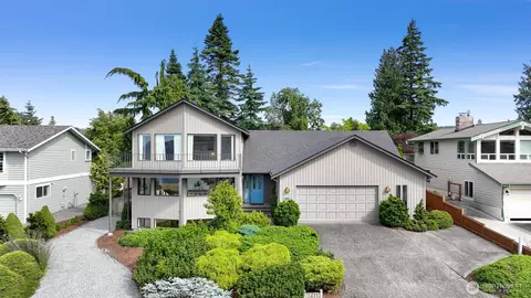 4611 Cypress Dr, Anacortes, WA 98221