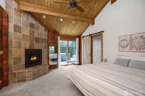 Bedroom - 22919 SE 438th St, Enumclaw, WA 98022 photo 1 of 3