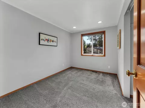 Bedroom - 17503 24th Ave SE, Bothell, WA 98012 photo 3 of 3