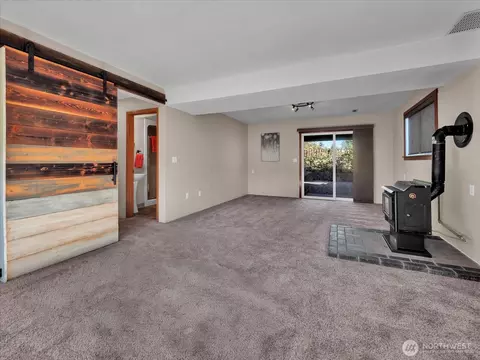 Living - 17503 24th Ave SE, Bothell, WA 98012 photo 4 of 5