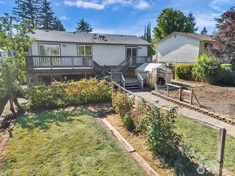 Exterior - 17503 24th Ave SE, Bothell, WA 98012 photo 7 of 11
