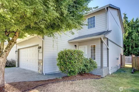 8408 6th Pl SE, Lake Stevens, WA 98258