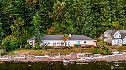515 Issaquah Rd, Fox Island, WA 98333