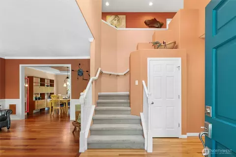 Entry Way - 19033 29th Ave SE, Bothell, WA 98012 photo 1 of 2