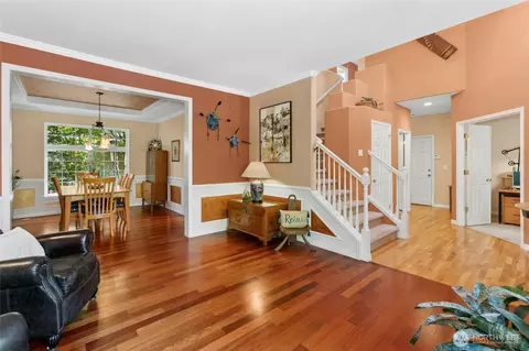 Entry Way - 19033 29th Ave SE, Bothell, WA 98012 photo 2 of 2