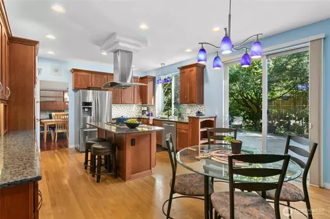 Kitchen - 19033 29th Ave SE, Bothell, WA 98012 photo 4 of 4