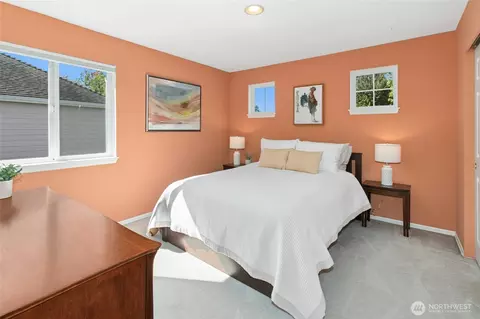 Bedroom - 19033 29th Ave SE, Bothell, WA 98012 photo 4 of 4