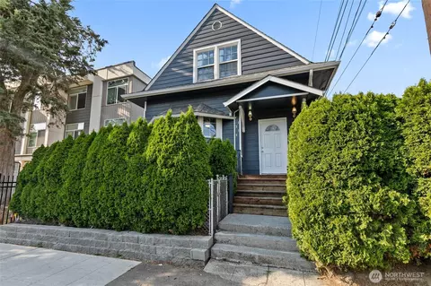 1310 NE 52nd St, Seattle, WA 98105