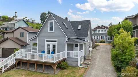 2006 N 29th St, Tacoma, WA 98403