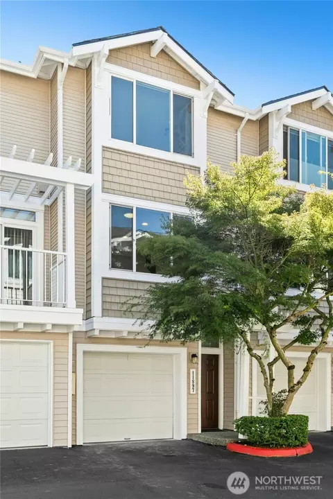 11897 NE 163rd Pl #20-2, Bothell, WA 98011 photo 2