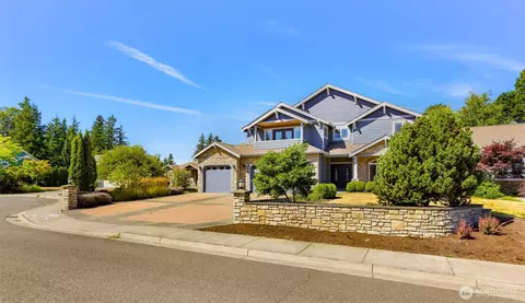 1468 Sunnybrook Ln, Bellingham, WA 98226