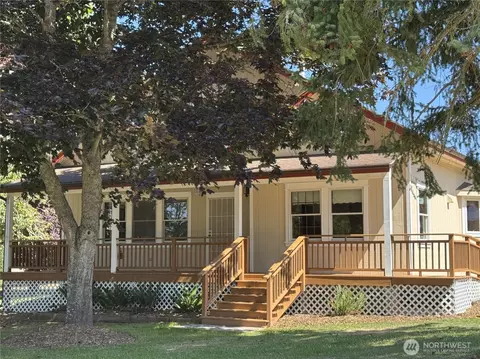 854 Mcfarland Dr, Sequim, WA 98382