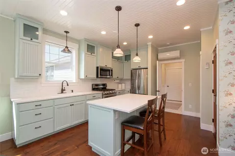 Kitchen - 990 New Meadows Loop, Sequim, WA 98382 photo 7 of 10