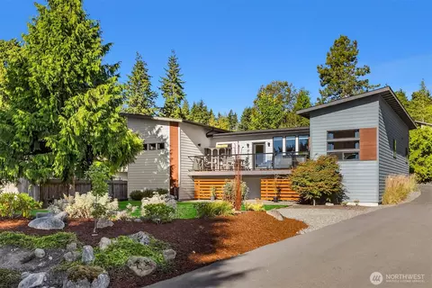 73 Explorer Ln, Port Ludlow, WA 98365