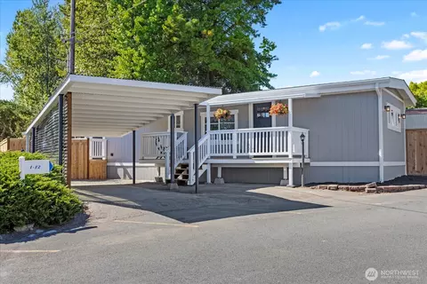 14322 Admiralty Way #1, Lynnwood, WA 98087