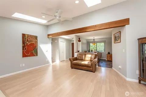 Living - 33 Pebble Way, Sequim, WA 98382 photo 1 of 2